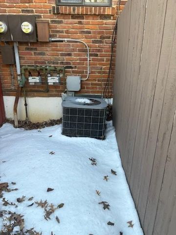 1278 North and South Road 1278, St Louis, MO 63130