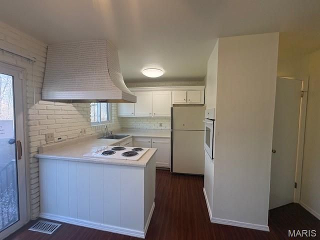 1278 North and South Road 1278, St Louis, MO 63130