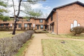 1278 North and South Road 1278, St Louis, MO 63130