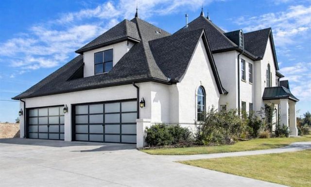 533 Oak Summit Road, Edmond, OK 73025