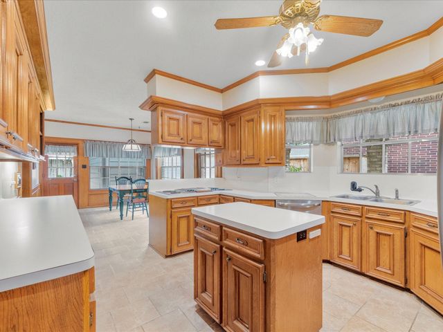 926 Caswell Court, Katy, TX 77450