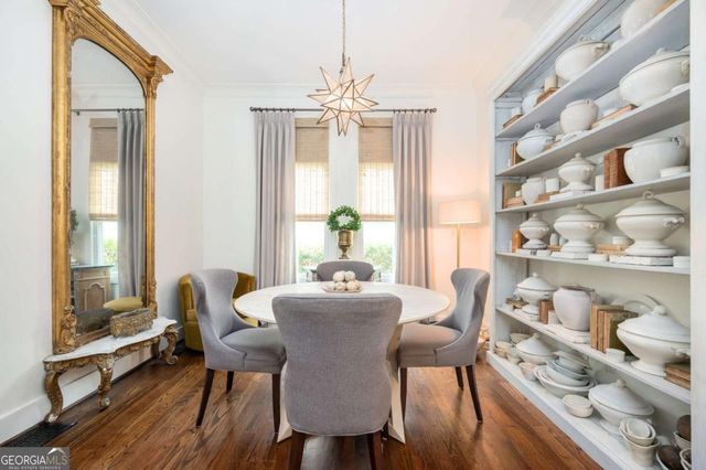1657 Laurel Avenue NW, Atlanta, GA 30318