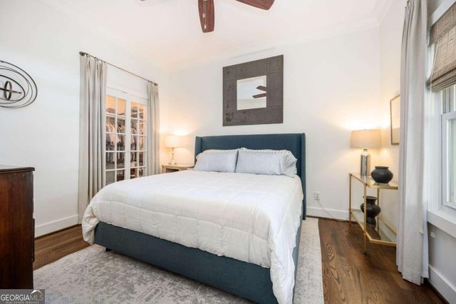 1657 Laurel Avenue NW, Atlanta, GA 30318