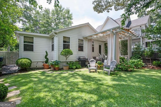 1657 Laurel Avenue NW, Atlanta, GA 30318