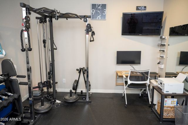 5011 E Greenway Street, Mesa, AZ 85205