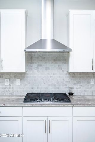 5011 E Greenway Street, Mesa, AZ 85205