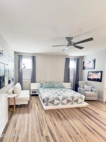 5011 E Greenway Street, Mesa, AZ 85205