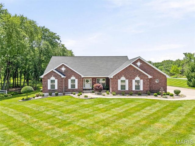 100 Townview Drive, Wentzville, MO 63385