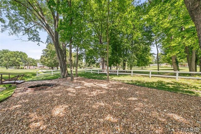 100 Townview Drive, Wentzville, MO 63385