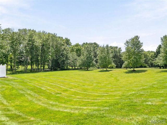 100 Townview Drive, Wentzville, MO 63385