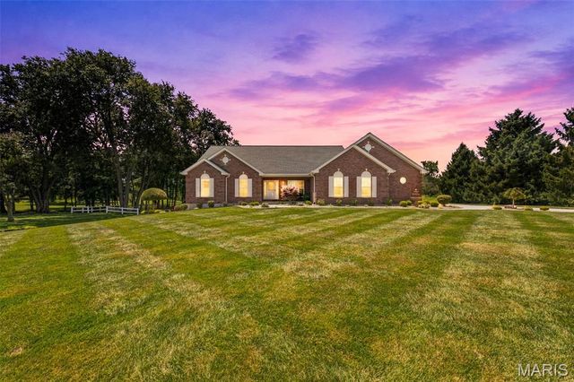 100 Townview Drive, Wentzville, MO 63385