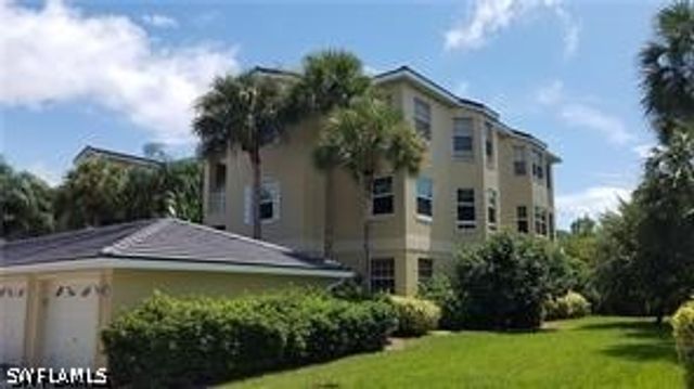 3431 Pointe Creek CT 102, Bonita Springs, FL 34134