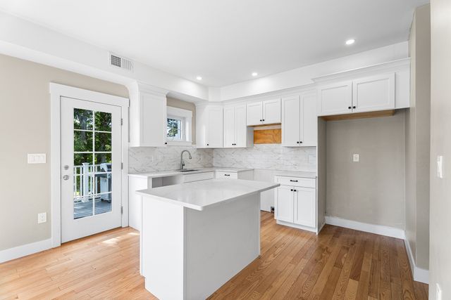 32 Valmor St, Worcester, MA 01604