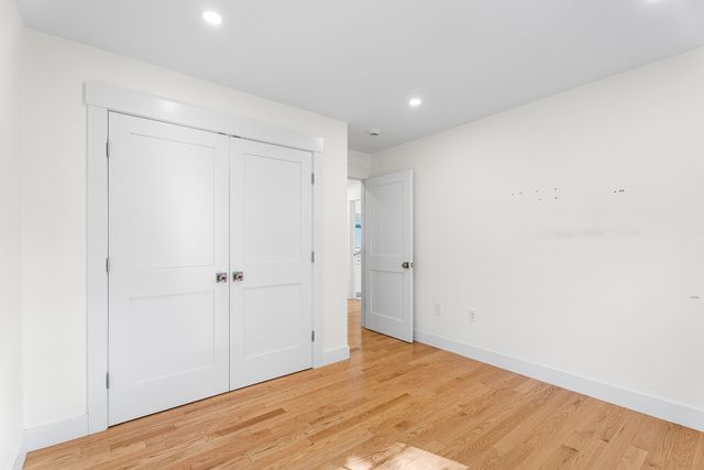 32 Valmor St, Worcester, MA 01604