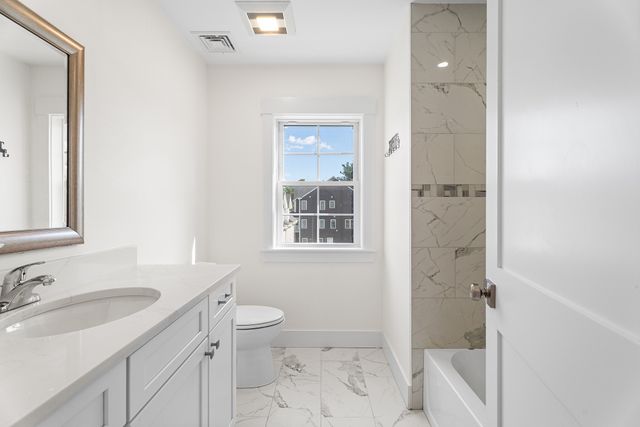 32 Valmor St, Worcester, MA 01604