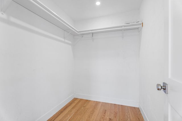 32 Valmor St, Worcester, MA 01604