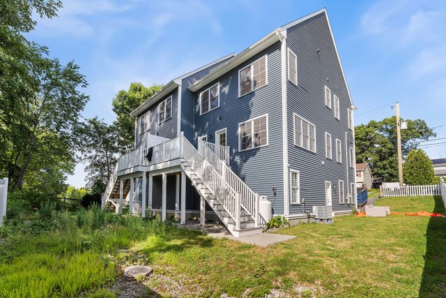 32 Valmor St, Worcester, MA 01604