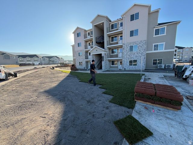 2128 W SAWMILL BLVD, Heber City, UT 84032