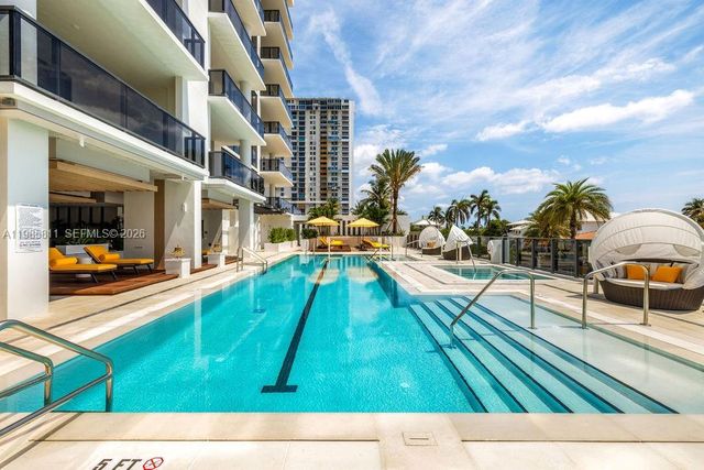 305 Briny Avenue 405, Pompano Beach, FL 33062