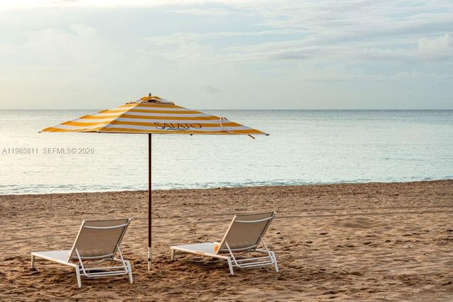 305 Briny Avenue 405, Pompano Beach, FL 33062