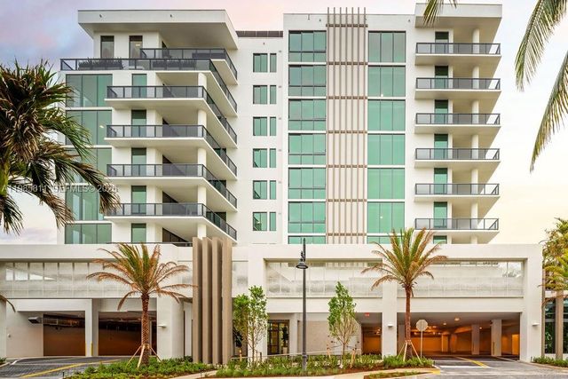 305 Briny Avenue 405, Pompano Beach, FL 33062