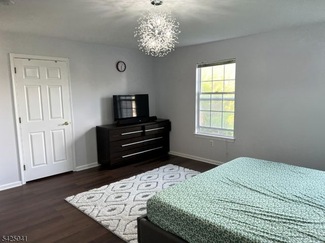 205 Crown Point Rd, Parsippany-troy Hills Twp., NJ 07054