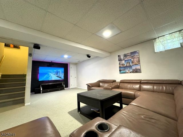 205 Crown Point Rd, Parsippany-troy Hills Twp., NJ 07054