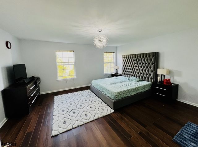 205 Crown Point Rd, Parsippany-troy Hills Twp., NJ 07054