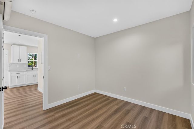 8953 Woodley ave, North Hills, CA 91343