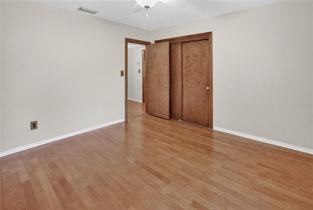 4745 14TH AVENUE N, St Petersburg, FL 33713