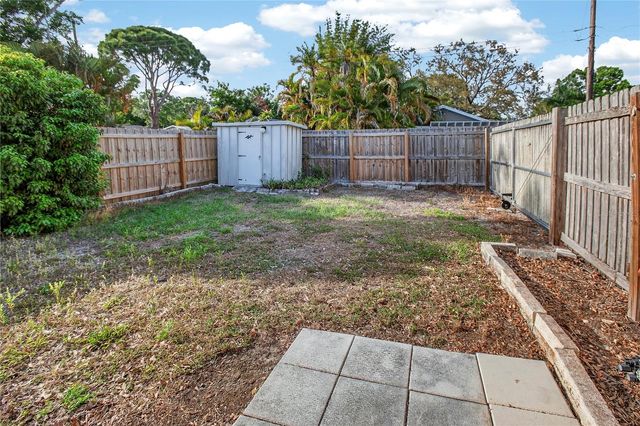 4745 14TH AVENUE N, St Petersburg, FL 33713