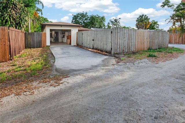 4745 14TH AVENUE N, St Petersburg, FL 33713