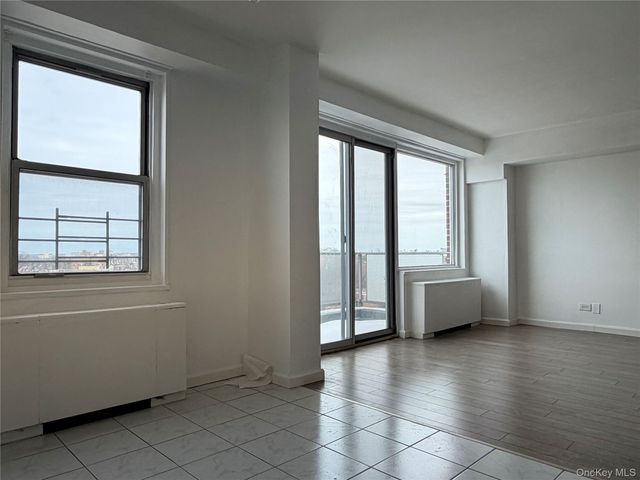 85-15 Main Street 12J, Briarwood, NY 11435