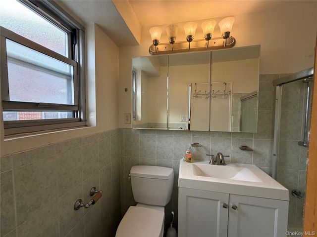 85-15 Main Street 12J, Briarwood, NY 11435