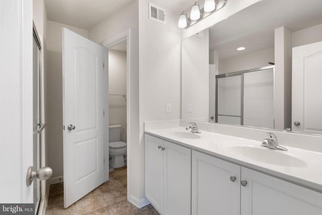 136 OFLANNERY CT, Martinsburg, WV 25403