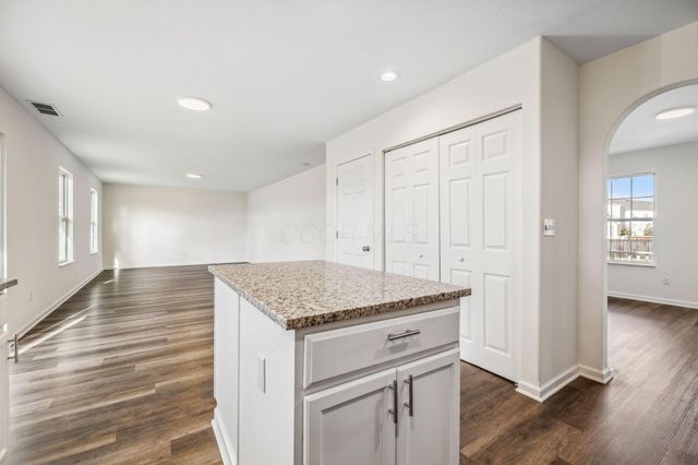 502 Heidish Drive, Commercial Point, OH 43116