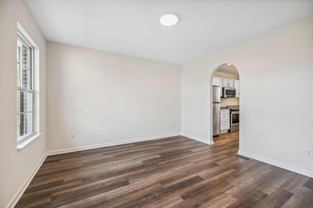 502 Heidish Drive, Commercial Point, OH 43116