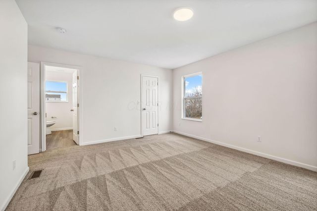 502 Heidish Drive, Commercial Point, OH 43116