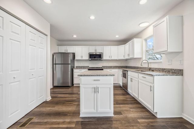 502 Heidish Drive, Commercial Point, OH 43116