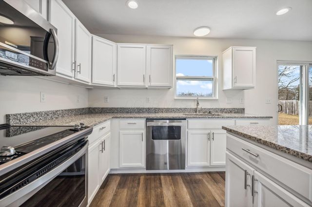 502 Heidish Drive, Commercial Point, OH 43116