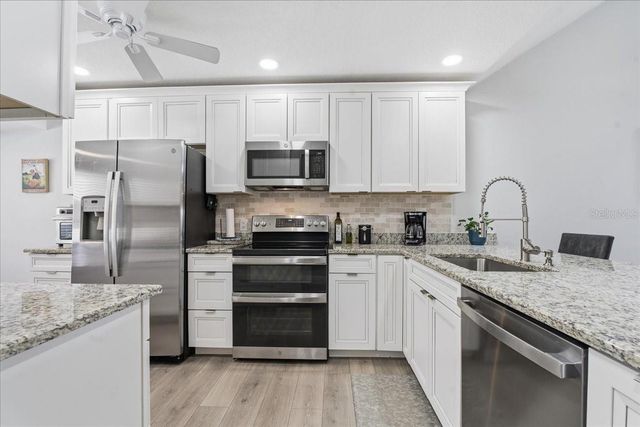 3272 LORI LANE, New Port Richey, FL 34655