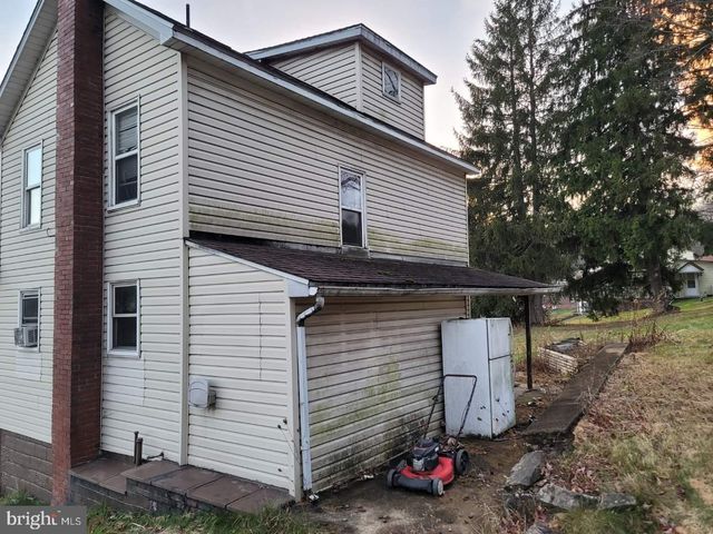 902 PALMER AVE, Patton, PA 16668