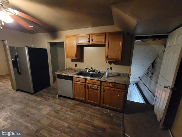 902 PALMER AVE, Patton, PA 16668