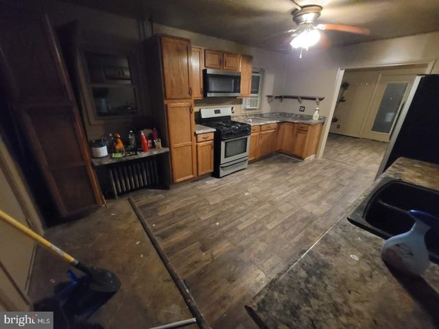 902 PALMER AVE, Patton, PA 16668