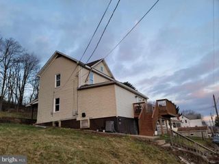 902 PALMER AVE, Patton, PA 16668