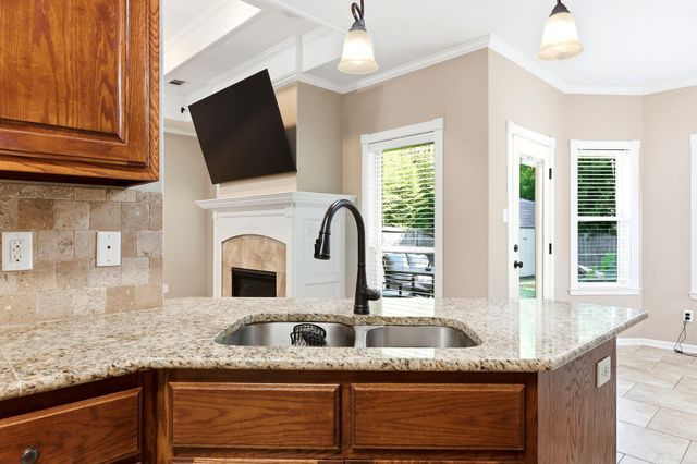 302 Montgomery Drive, Benton, AR 72015
