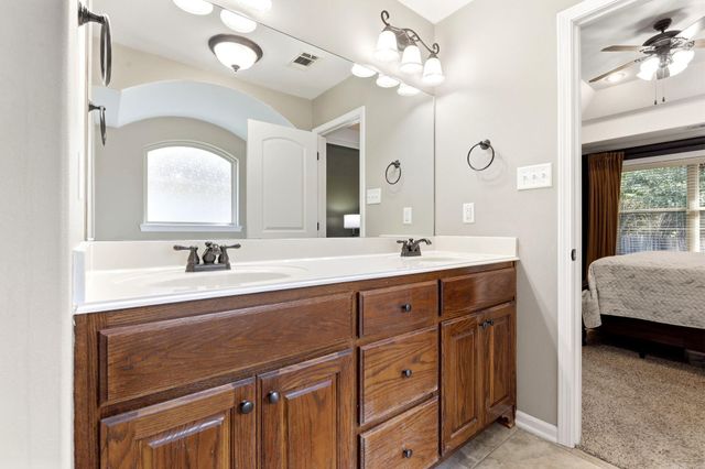 302 Montgomery Drive, Benton, AR 72015