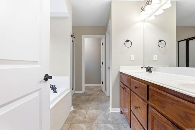 302 Montgomery Drive, Benton, AR 72015
