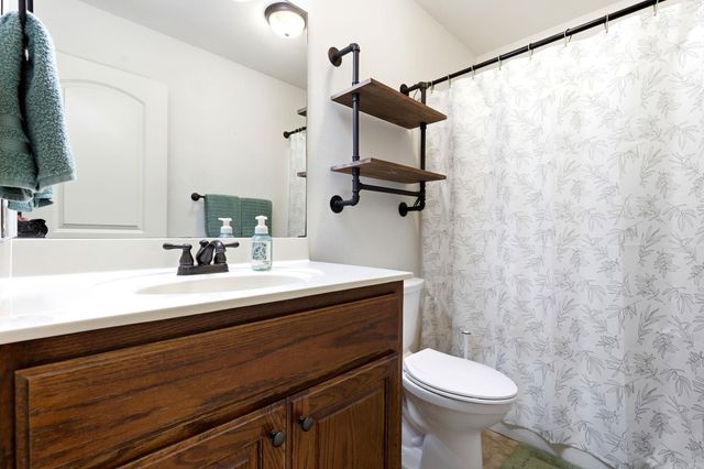 302 Montgomery Drive, Benton, AR 72015