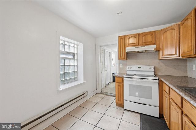 2038 N FRANKLIN ST, Philadelphia, PA 19122